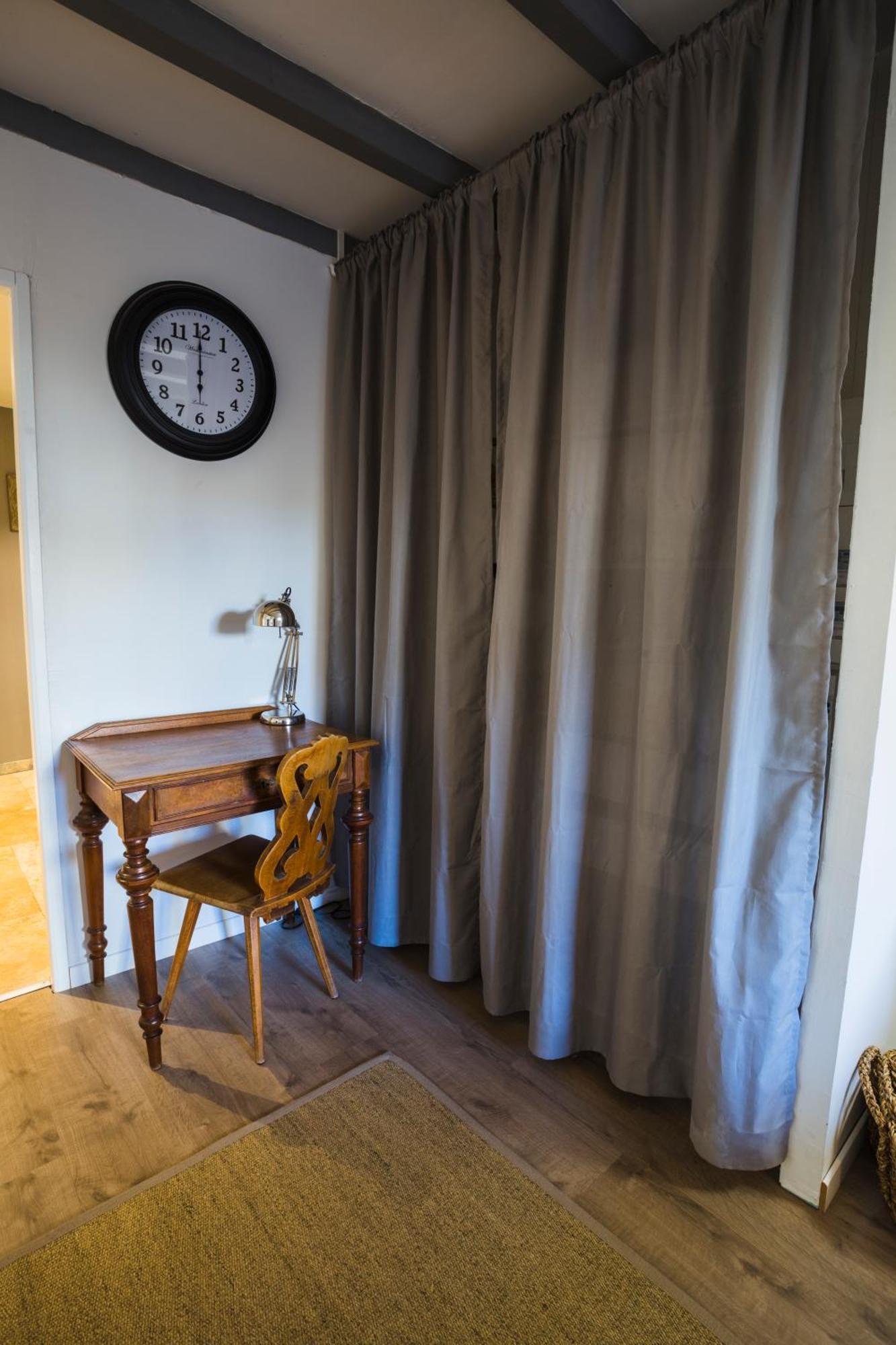 Meubles De Tourisme Griotte Et Cannelle Apartment Bergbieten Room photo